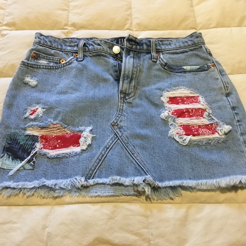 Denim skirt